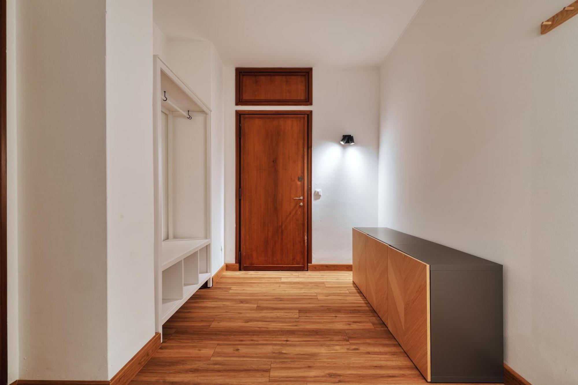 Joivy Chic 3-Bed Flat Near Colonne Di San Lorenzo ميلان المظهر الخارجي الصورة