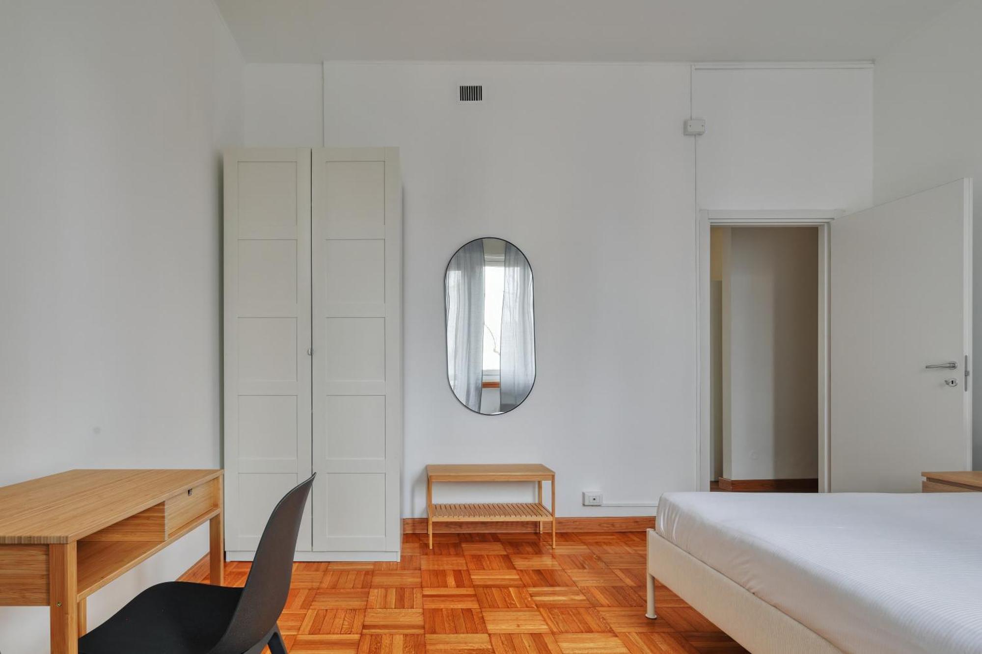 Joivy Chic 3-Bed Flat Near Colonne Di San Lorenzo ميلان المظهر الخارجي الصورة