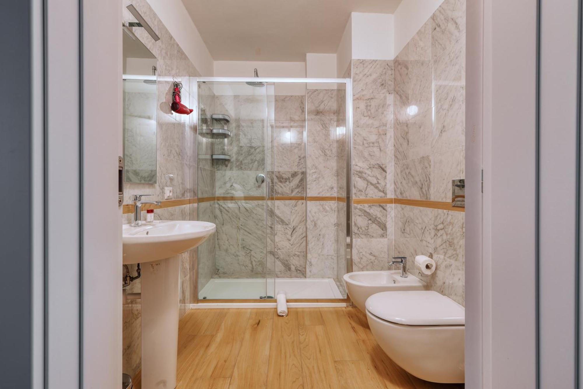 Joivy Chic 3-Bed Flat Near Colonne Di San Lorenzo ميلان المظهر الخارجي الصورة